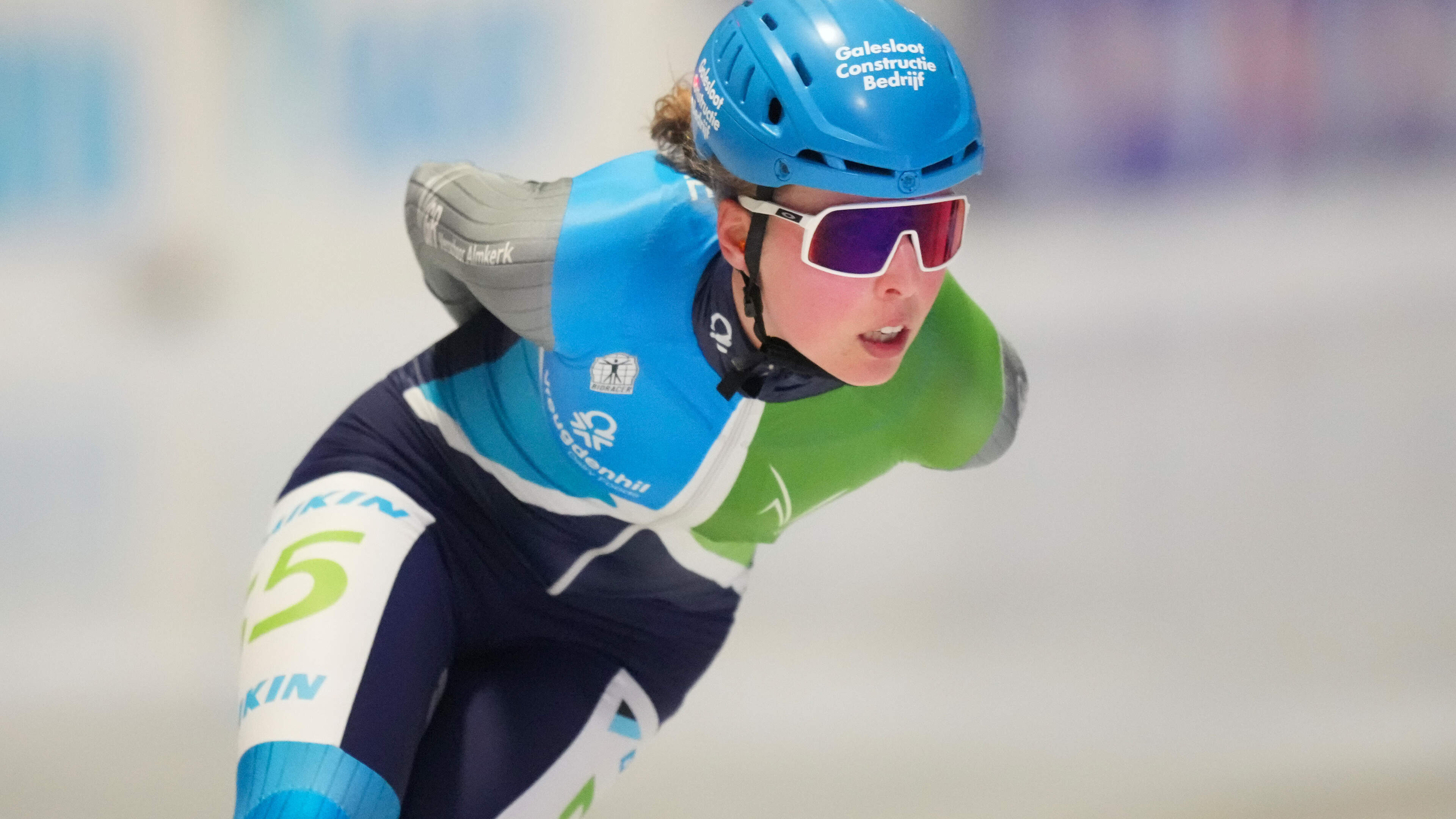 Val gooit seizoen in de war van Mossinkoff. Schaatster uit Akersloot heeft nog steeds moeite met pri